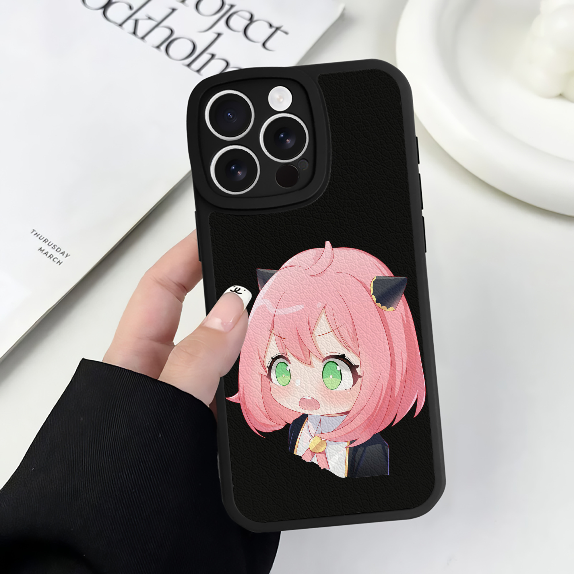（画像用） SPY×FAMILY间谍家家酒 【iPhone 16シリーズ対応】シリコンスマホケース（レザー調） 材質：シリコン